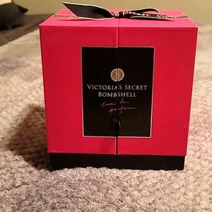 Victoria's Secret Bombshell Box